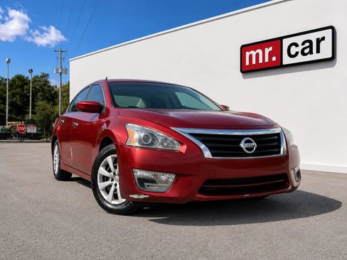 Used 2013 Nissan Altima 2.5 S FWD image 1