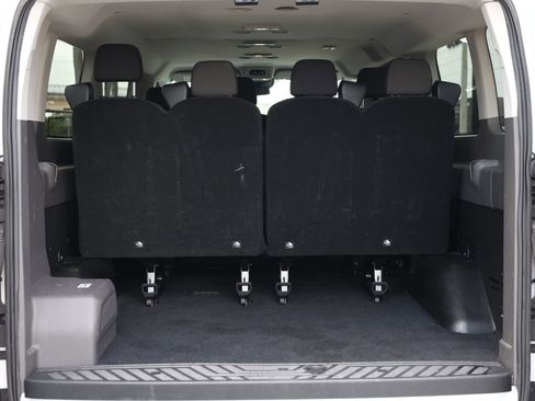 Used 2024 Ford Transit 350 XLT RWD image 8