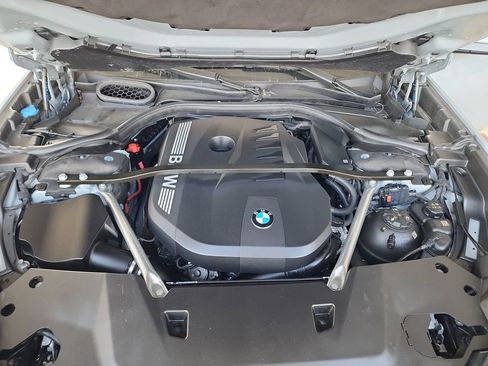 Used 2023 BMW 740i w/ Executive Package RWD image 48