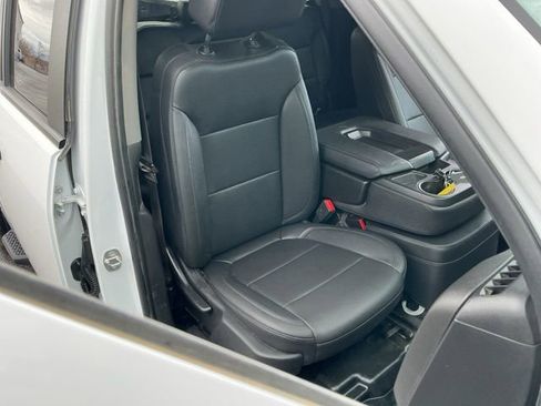 Used 2021 Chevrolet Silverado 2500 W/T w/ WT Fleet Convenience Package image 18