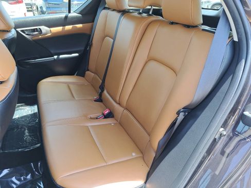Used 2014 Lexus CT 200h w/ Seat Comfort Package FWD image 13