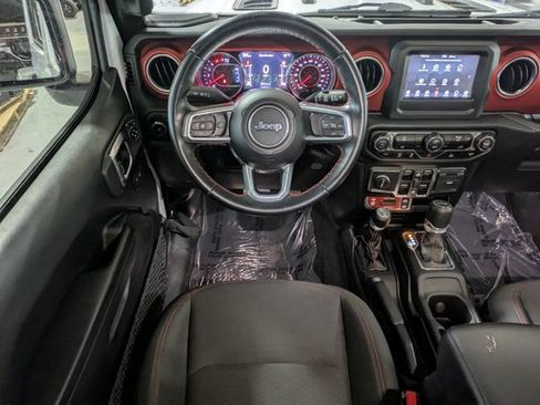 Used 2021 Jeep Wrangler Unlimited Rubicon w/ LED Lighting Group AWD/4WD image 16