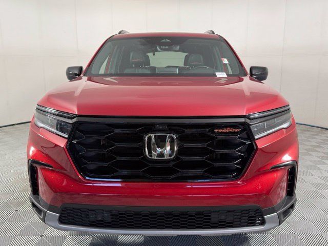 Used 2024 Honda Pilot TrailSport image 11