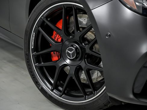 Used 2019 Mercedes-Benz E 63 AMG S image 4