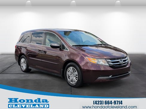 Used 2014 Honda Odyssey LX image 1