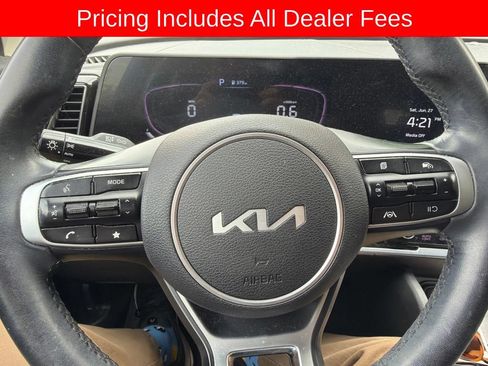 Used 2024 Kia Sportage EX FWD image 9