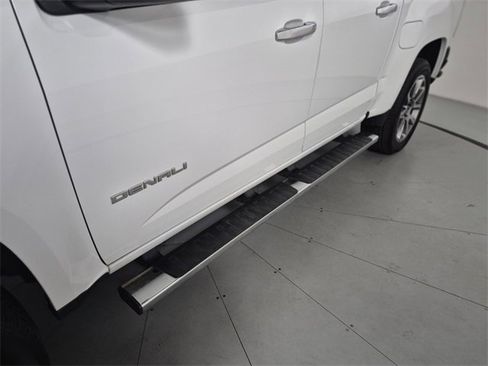 Used 2018 GMC Canyon Denali image 12