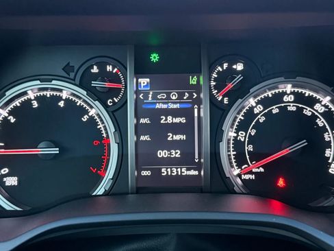 Used 2022 Toyota 4Runner Limited image 28