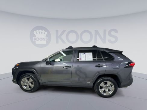 Used 2024 Toyota RAV4 XLE w/ Convenience Package AWD/4WD image 7