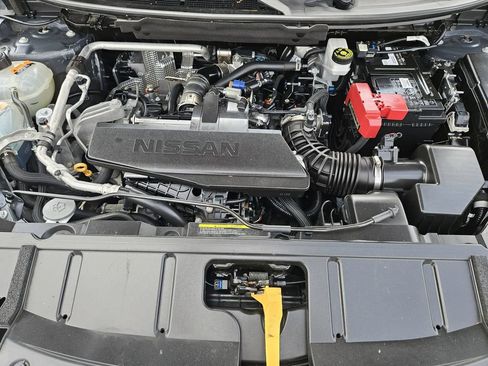 Used 2024 Nissan Rogue S FWD image 22