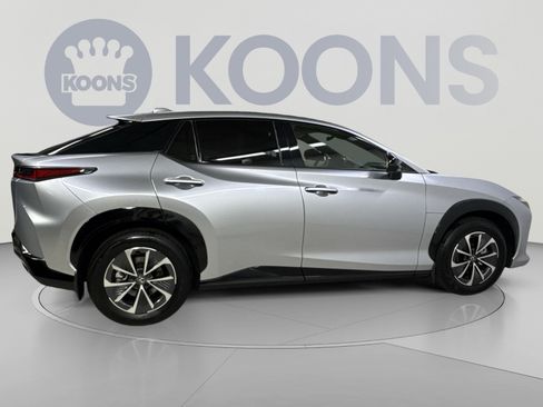Used 2025 Lexus RZ 300e w/ Accessory Package (2T) FWD image 21
