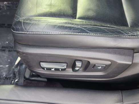 Used 2013 Lexus ES 300h image 14