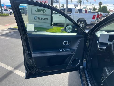Used 2024 Hyundai Ioniq 5 Limited AWD/4WD image 31