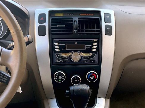 Used 2007 Hyundai Tucson SE FWD image 6