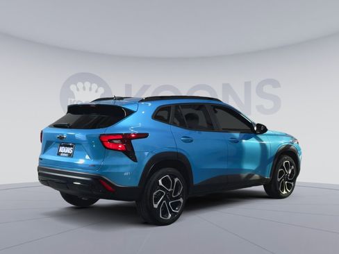 New 2026 Chevrolet Trax RS w/ Sunroof Package image 11