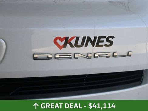 Used 2021 GMC Yukon Denali w/ Denali Premium Package AWD/4WD image 26
