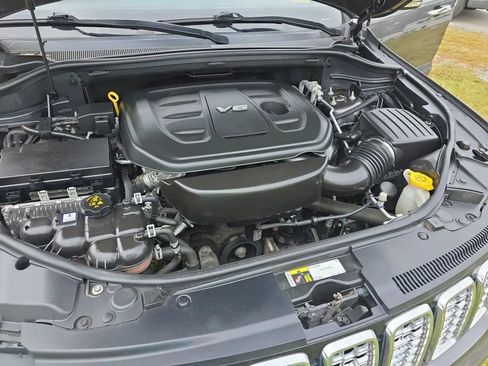 Used 2018 Jeep Grand Cherokee Overland w/ Interior Metal Package image 29