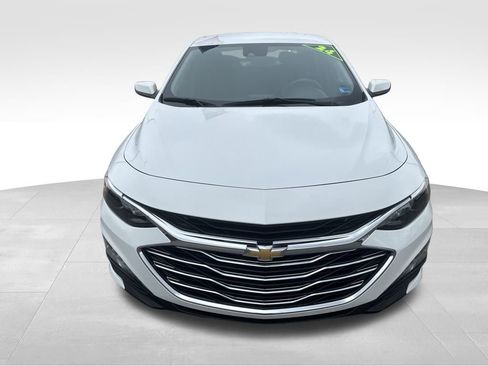 Used 2024 Chevrolet Malibu LT image 4