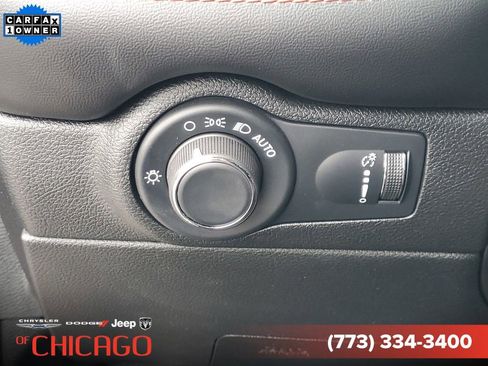 Used 2025 Dodge Durango GT RWD image 24