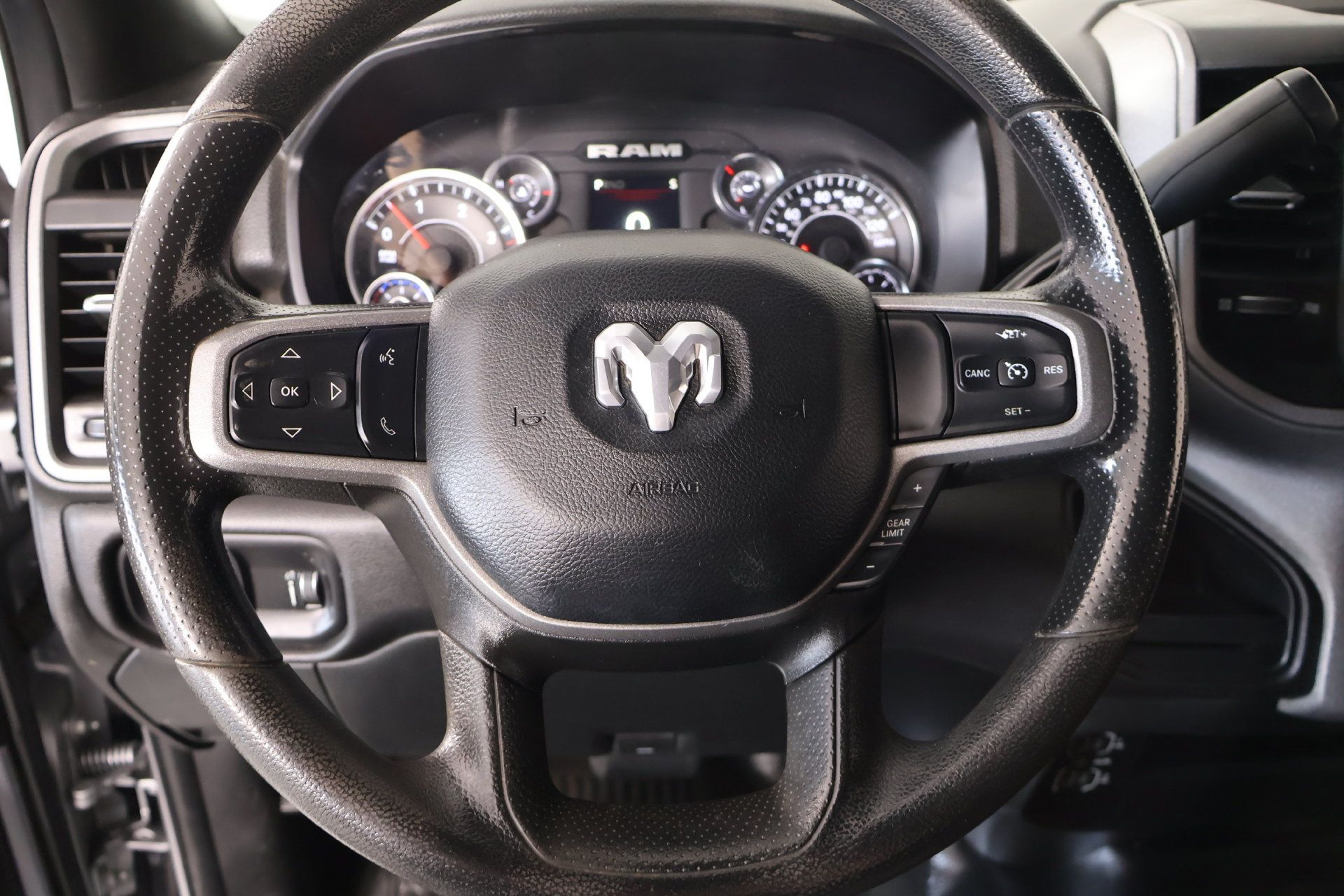 Used 2024 RAM 3500 Tradesman AWD/4WD image 3