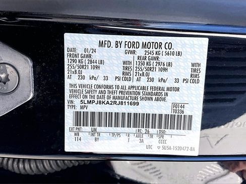 Used 2024 Lincoln Nautilus Reserve image 28