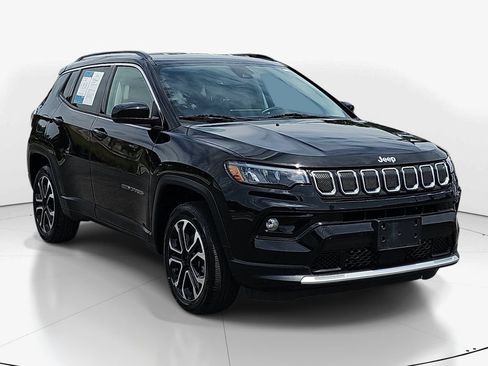 Used 2022 Jeep Compass Limited AWD/4WD image 3
