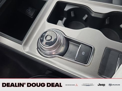 Used 2024 Ford Edge SEL image 22