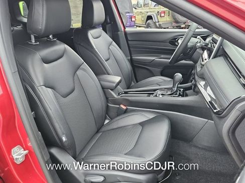 New 2026 Jeep Compass Latitude image 16