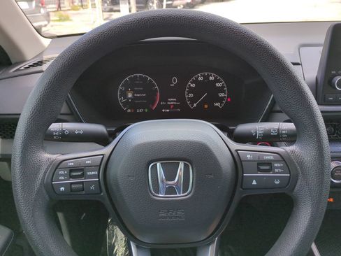 Used 2023 Honda CR-V LX image 27