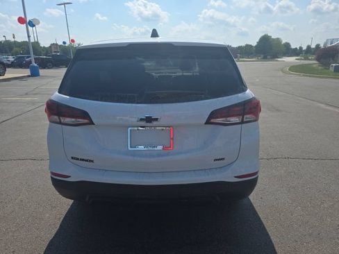 Used 2024 Chevrolet Equinox LS w/ LS Convenience Package AWD/4WD image 6
