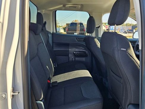 New 2025 Ford Maverick XL image 16