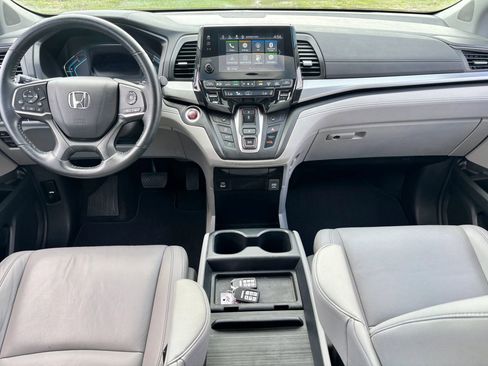 Used 2022 Honda Odyssey EX-L image 11