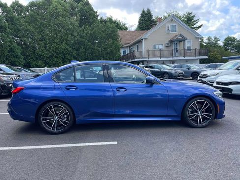 Used 2019 BMW 330i xDrive Sedan w/ M Sport Package AWD/4WD image 4