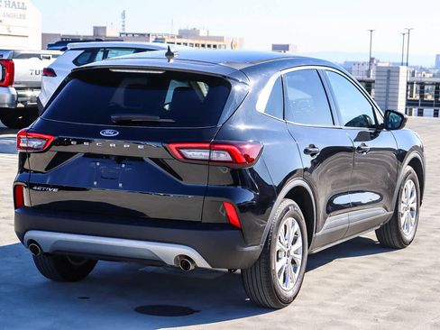 Used 2024 Ford Escape Active image 4