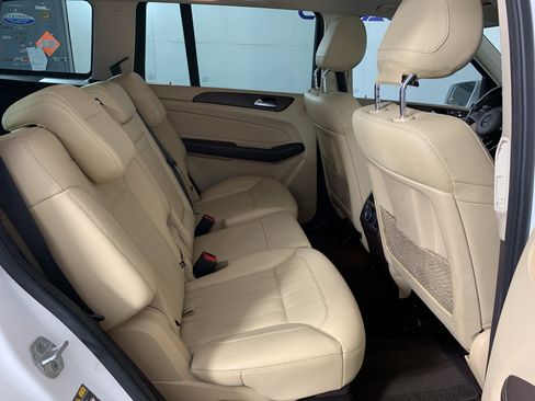 Used 2017 Mercedes-Benz GLS 450 4MATIC image 41