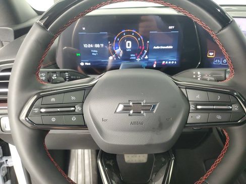 New 2026 Chevrolet Traverse RS w/ LPO, Floor Liner Package FWD image 22