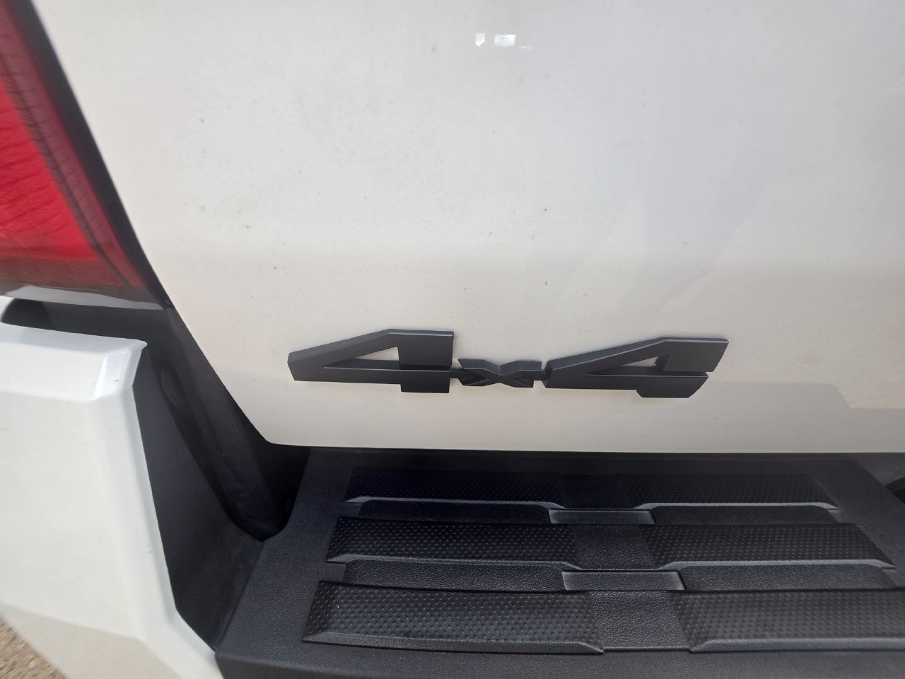 Used 2024 Toyota Tacoma TRD Sport AWD/4WD image 5