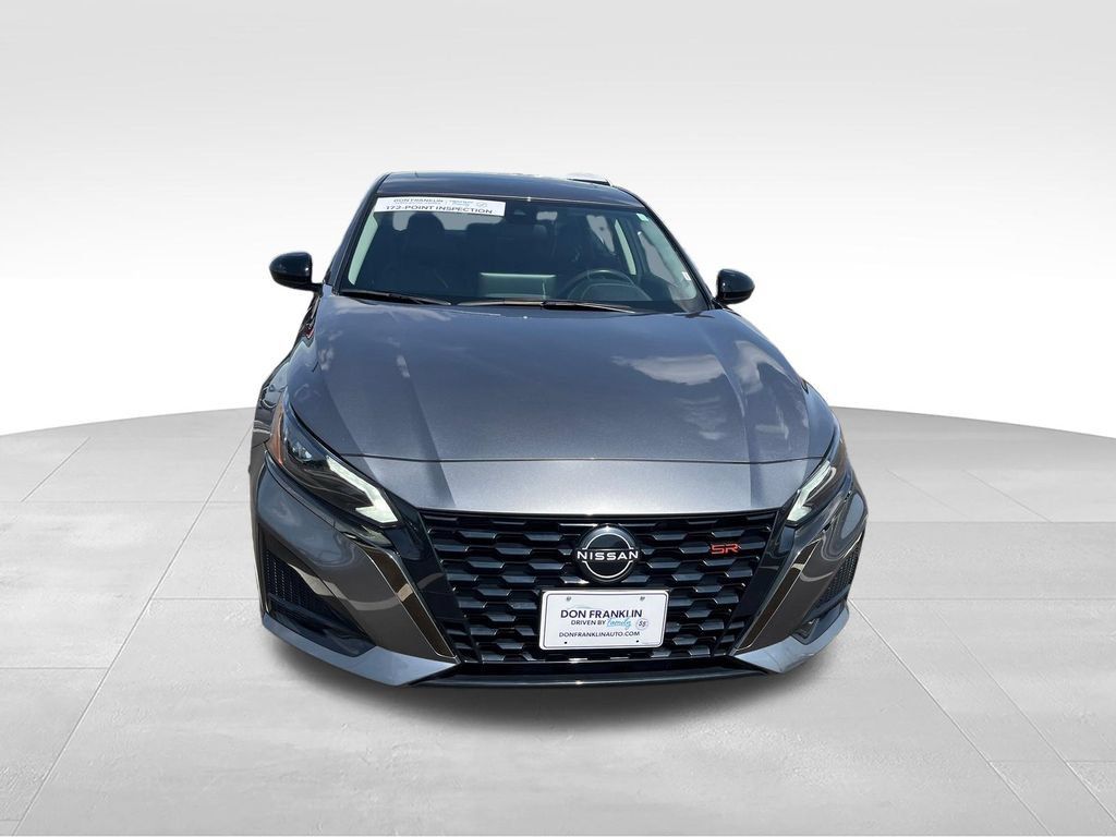 Used 2023 Nissan Altima 2.5 SR w/ SR Premium Package AWD/4WD image 8
