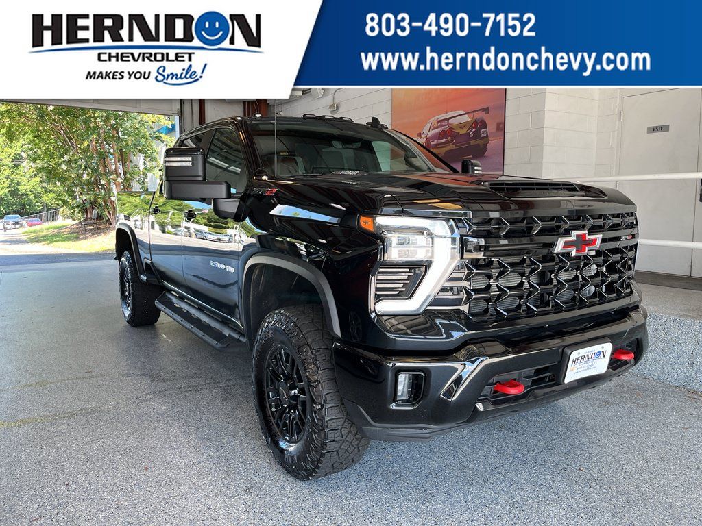 Used 2024 Chevrolet Silverado 2500 ZR2 w/ Technology Package AWD/4WD image 1