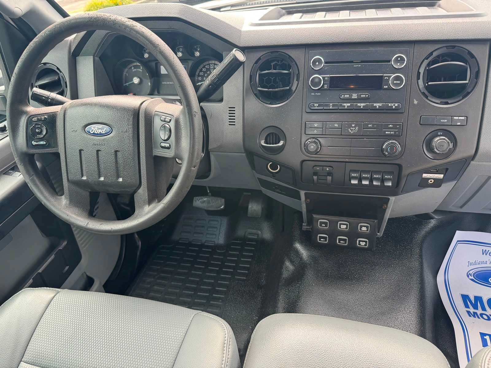 Used 2016 Ford F550 2WD Regular Cab Super Duty image 8