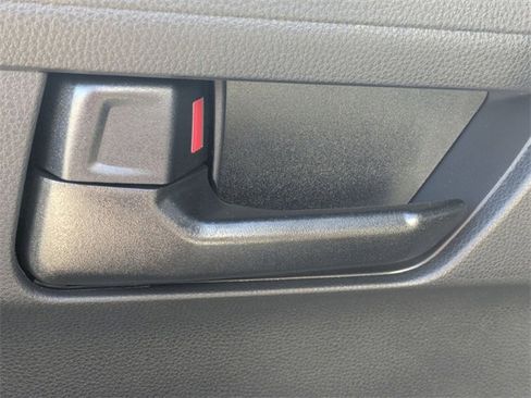 Certified 2025 Toyota Tacoma SR5 image 26