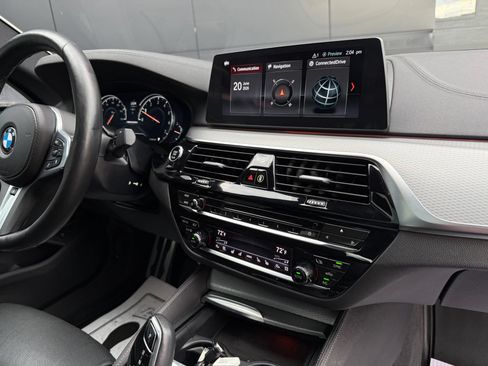 Used 2018 BMW M550i xDrive AWD/4WD image 24