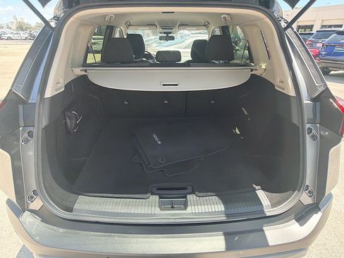 Used 2023 Nissan Rogue SV FWD image 24