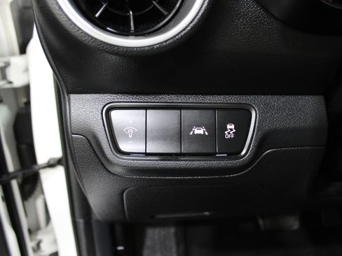 Used 2019 Kia Forte LXS image 8