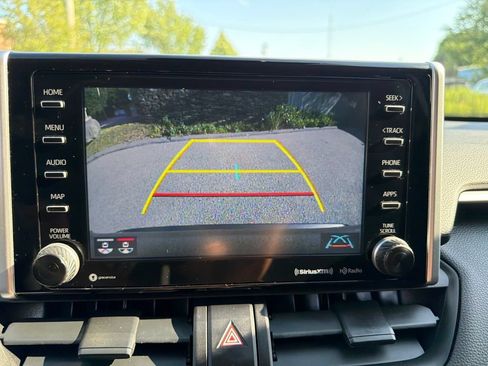 Used 2020 Toyota RAV4 XLE w/ Convenience Package AWD/4WD image 24