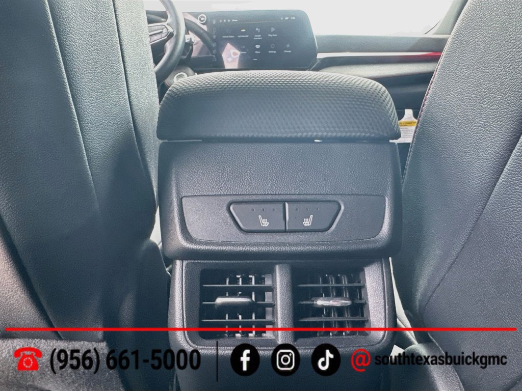 Used 2025 Chevrolet Equinox RS w/ Safety and Technology Package AWD/4WD image 24