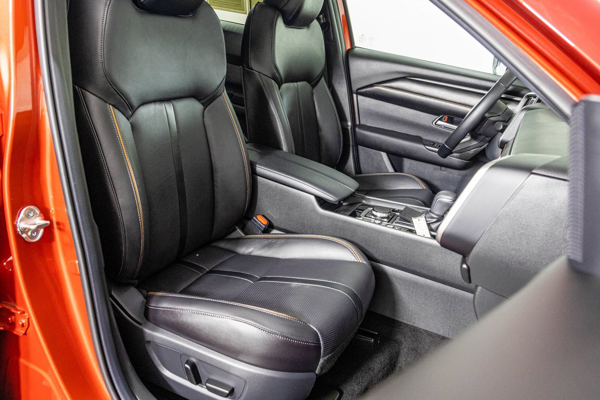 Used 2026 MAZDA CX-50 AWD 2.5 Hybrid w/ Premium Pkg image 45