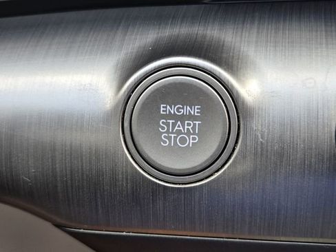 Used 2024 Hyundai Kona Limited FWD image 22