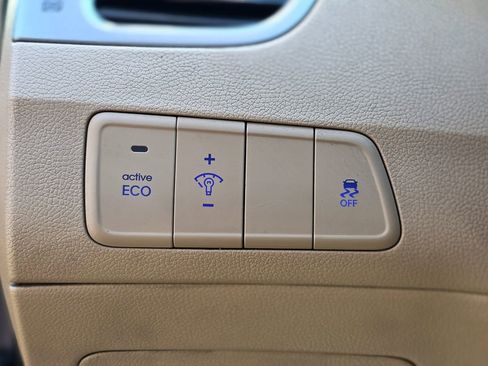 Used 2012 Hyundai Elantra Limited w/ Technology Pkg 5 image 45