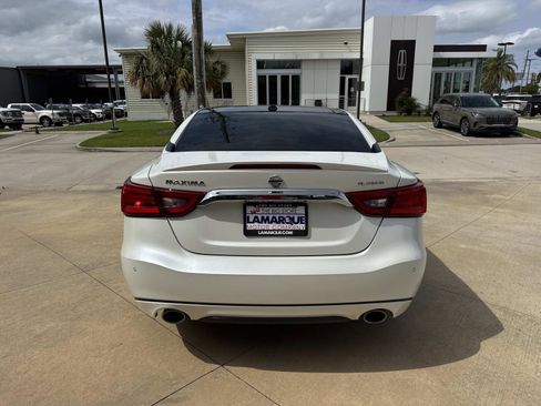 Used 2017 Nissan Maxima Platinum FWD image 7